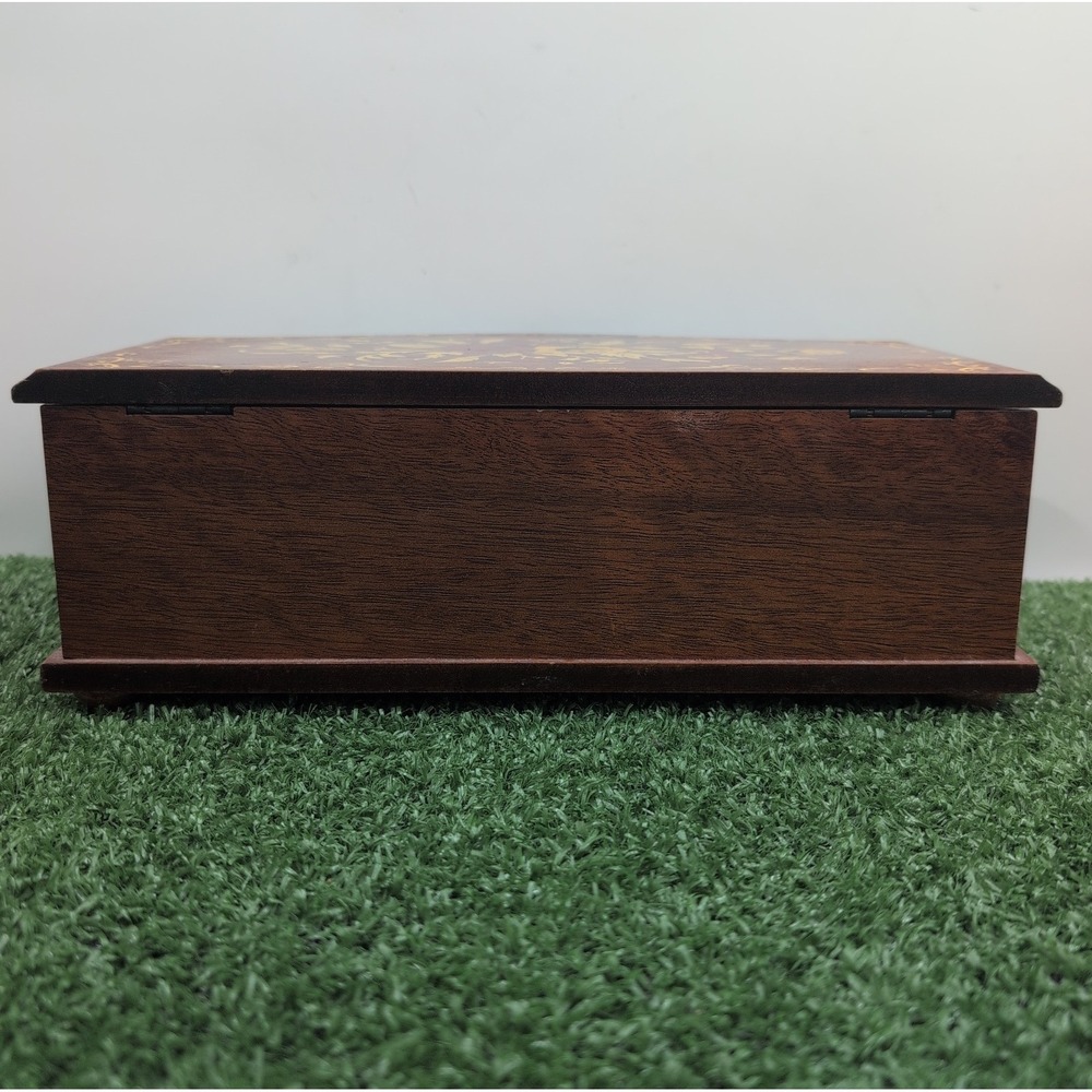 Vintage Linden Wood Floral Inlaid Music Box / Jewelry Box - Musical Theme - Picture 7 of 7